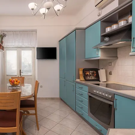 Sunrise - Happy Apartman *